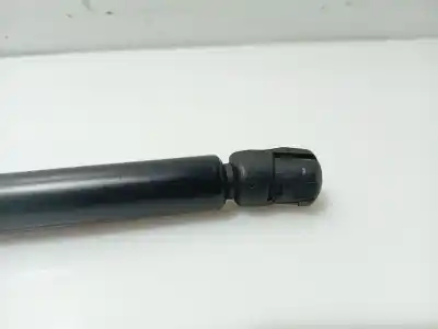 Автозапчастина б/у амортизатор капота для audi a3 (8l1) 1.9 tdi посилання на oem iam 8lo823359   Автозапчастина б/у амортизатор капота для audi a3 (8l1) 1.9 tdi посилання на oem iam 8lo823359