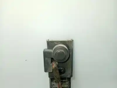 Автозапчасти б/у подставка для лампы за seat ibiza iii (6l1) 1.4 tdi ссылки oem iam 6l6945231  