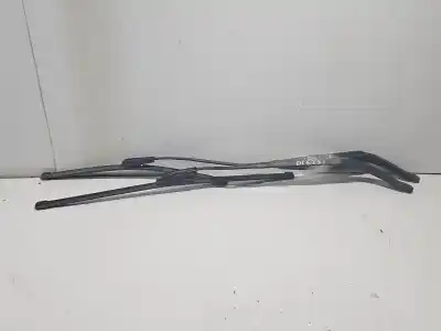 Автозапчастина б/у лівий передній ручок склоочисника для RENAULT MEGANE II SEDÁN (LM0/1_) 1.9 DCI Посилання на OEM IAM 7701057363  7701057366