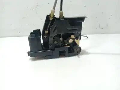 Second-hand car spare part rear left door lock for ssangyong kyron 200 xdi limited oem iam references 7131008003  