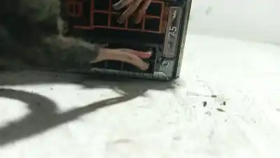 Автозапчастина б/у аудіо система / радіо cd для audi a3 (8p1) 1.9 tdi посилання на oem iam 5610sar  