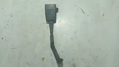 Автозапчастина б/у передній правий гачок для AUDI A3 (8P1) 1.9 TDI Посилання на OEM IAM 8P0857756C01C  