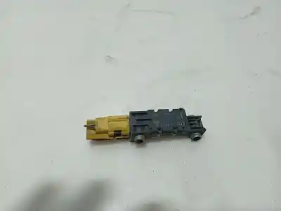 Автозапчастина б/у ЕЛЕКТРОННИЙ МОДУЛЬ для AUDI A3 (8P1)  Посилання на OEM IAM 8E0959651A  