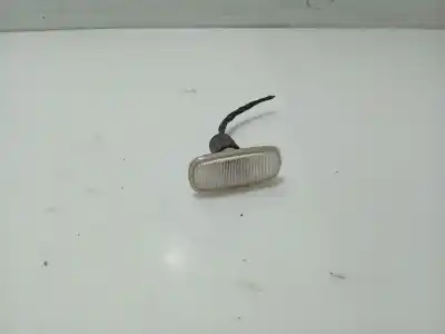 Автозапчасти б/у левый боковой фонарь за audi a3 (8l1) 1.8 ссылки oem iam 8e0949127