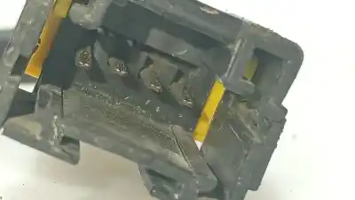 Pezzo di ricambio per auto di seconda mano gancio cintura posteriore destro per peugeot 207/207+ (wa_, wc_) 1.6 hdi riferimenti oem iam 8974ta