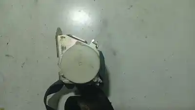 Автозапчастина б/у центральний задній ремін безпеки для audi a3 (8p1) 1.9 tdi посилання на oem iam 33030033c  