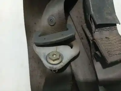 Peça sobressalente para automóvel em segunda mão cinto de segurança dianteiro direito por renault clio iii 2.0 16v referências oem iam 8200404890 8200683962 8200552566
