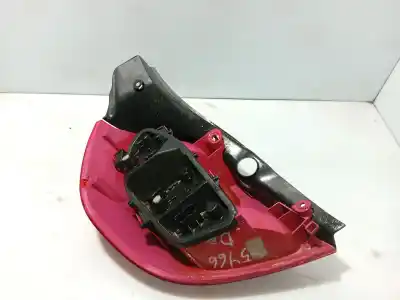 Peça sobressalente para automóvel em segunda mão farolim traseiro direito por renault clio iii 2.0 16v referências oem iam 8200459960  