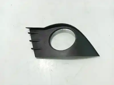 Second-hand car spare part decorative moulding for renault clio iii 2.0 16v oem iam references 8200682296
