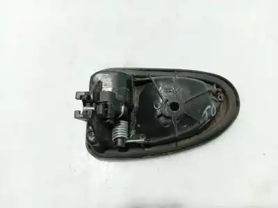 Автозапчасти б/у левая передняя внутренняя ручка за renault clio ii (bb_, cb_) 1.2 (bb0a, bb0f, bb10, bb1k, bb28, bb2d, bb2h, cb0a,... ссылки oem iam 8200028994  