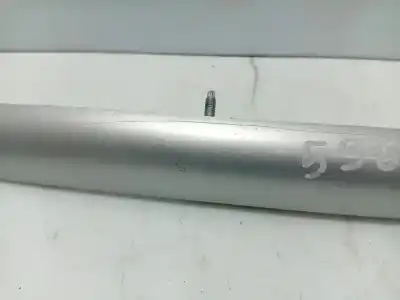 Pezzo di ricambio per auto di seconda mano modanatura per peugeot 206 fastback (2a/c) 1.4 hdi eco 70 riferimenti oem iam 964806807701  964806817701