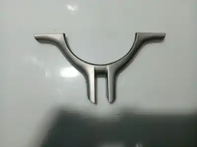 Peça sobressalente para automóvel em segunda mão moldagem por bmw serie 3 berlina (e46) 2.0 16v diesel cat referências oem iam 6018600