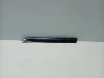 Peça sobressalente para automóvel em segunda mão moldagem por bmw serie 3 berlina (e46) 2.0 16v diesel cat referências oem iam 8208666