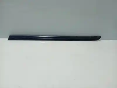 Peça sobressalente para automóvel em segunda mão moldagem por bmw serie 3 berlina (e46) 2.0 16v diesel cat referências oem iam 8208673