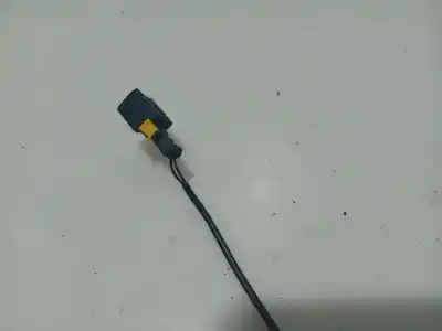 Peça sobressalente para automóvel em segunda mão chicote / encaixe cinto segurança traseiro central por peugeot 207/207+ (wa_, wc_) 1.4 16v referências oem iam 8974sz  