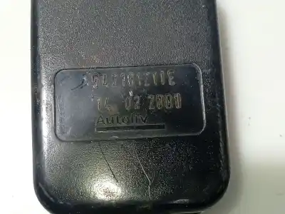 Автозапчастина б/у лівий передній гачок для renault megane i coach (da0/1_) 1.4 16v (da0d, da1h, da0w, da10) посилання на oem iam 878977794r  