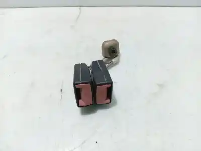 Tweedehands auto-onderdeel riemhaak achter centraal voor volkswagen passat b6 (3c2) 2.0 tdi 16v oem iam-referenties 300857739b