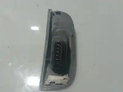 Second-hand car spare part right front power window switch for renault megane i coach (da0/1_) 1.4 16v (da0d, da1h, da0w, da10) oem iam references 7700838101  