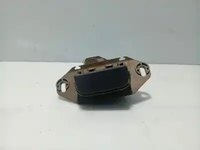 Second-hand car spare part tailgate back door handle for renault megane i coach (da0/1_) 1.4 16v (da0d, da1h, da0w, da10) oem iam references 7701470388