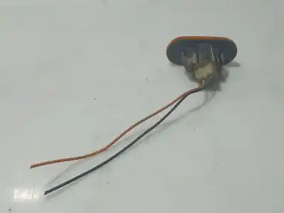 Pezzo di ricambio per auto di seconda mano lampada laterale destra per renault clio ii (bb_, cb_) 1.2 (bb0a, bb0f, bb10, bb1k, bb28, bb2d, bb2h, cb0a,... riferimenti oem iam 7700822136  