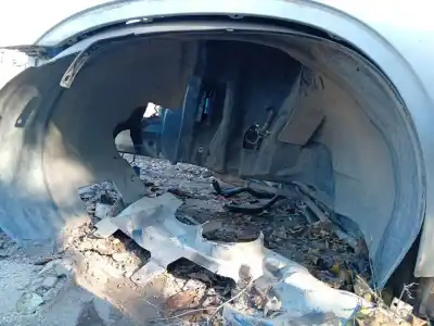 Peça sobressalente para automóvel em segunda mão CAVE DE RODA DIANTEIRA DIREITA por BMW X5 (E53)  Referências OEM IAM 51718408960  