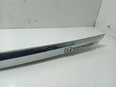 Автозапчастина б/у молдинг для opel astra h (a04) 1.6 (l48) посилання на oem iam 13105814  