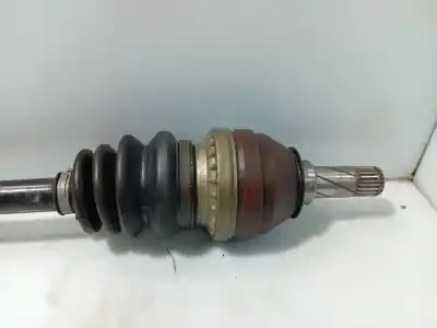 Автозапчастина б/у передня права трансмісія для opel astra h (a04) 1.6 (l48) посилання на oem iam 24462241  