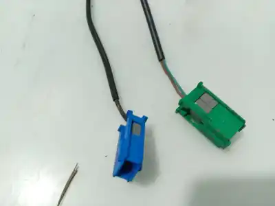 Автозапчастина б/у передній правий гачок для opel astra h (a04) 1.6 (l48) посилання на oem iam 330803354 ra182400165 602219300