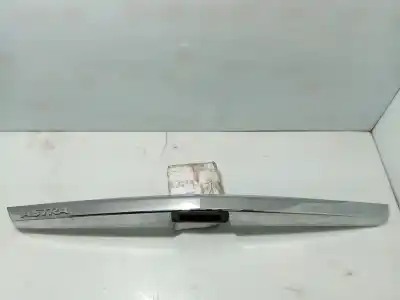 İkinci el araba yedek parçası kaliplama için opel astra h (a04) 1.6 (l48) oem iam referansları 13223917