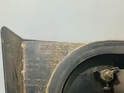 Pezzo di ricambio per auto di seconda mano luce di coda interna sinistra per renault megane i classic (la0/1_) 1.9 dti (la08, la0n) riferimenti oem iam 7700428053  7701042632