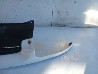 Pezzo di ricambio per auto di seconda mano modanatura per renault clio ii (bb_, cb_) 1.2 (bb0a, bb0f, bb10, bb1k, bb28, bb2d, bb2h, cb0a,... riferimenti oem iam 7701470684  