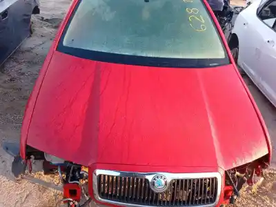 Автозапчасти б/у капот за SKODA FABIA I (6Y2) 1.2 ссылки OEM IAM 6Y0823031  