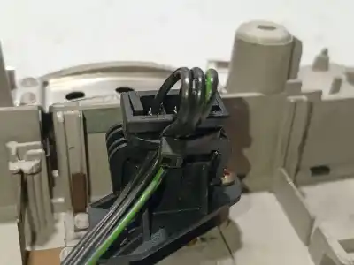 Peça sobressalente para automóvel em segunda mão luz interior por audi a4 b5 (8d2) 1.9 tdi referências oem iam 8d0947105y20  