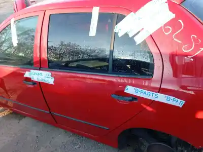 Peça sobressalente para automóvel em segunda mão porta do automóvel traseira esquerda por skoda fabia i (6y2) 1.2 referências oem iam 6y6833055