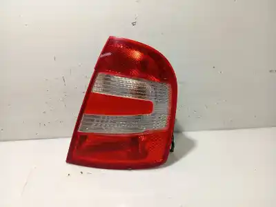 Peça sobressalente para automóvel em segunda mão farolim traseiro direito por skoda fabia i (6y2) 1.2 referências oem iam 6y6945112b