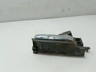 Second-hand car spare part interior right front handle for toyota corolla (_e12_) 2.0 d-4d (cde120_) oem iam references 6920502080b0  