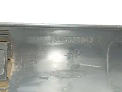 Автозапчастина б/у молдинг для renault clio ii (bb_, cb_) 1.2 (bb0a, bb0f, bb10, bb1k, bb28, bb2d, bb2h, cb0a,... посилання на oem iam 8200027047  