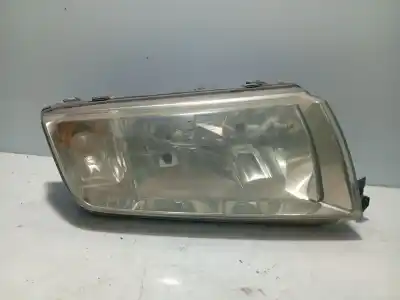 Автозапчасти б/у правая фара за SKODA FABIA I (6Y2) 1.2 ссылки OEM IAM 6Y1941016H  