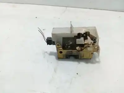 Автозапчастина б/у замок заднього правого дверя для renault clio ii (bb_, cb_) 1.2 (bb0a, bb0f, bb10, bb1k, bb28, bb2d, bb2h, cb0a,... посилання на oem iam 825027365r  825024952r