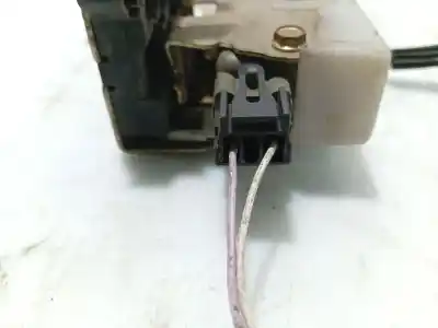 Автозапчастина б/у замок передній праві двері для renault clio ii (bb_, cb_) 1.2 (bb0a, bb0f, bb10, bb1k, bb28, bb2d, bb2h, cb0a,... посилання на oem iam 7701045305  