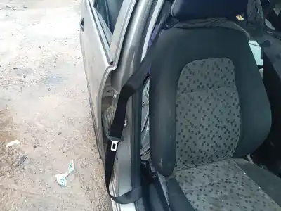 Автозапчасти б/у правый передний ремень безопасности за skoda fabia i (6y2) 1.2 ссылки oem iam 6y0857702bhcp