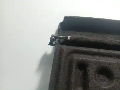 Pezzo di ricambio per auto di seconda mano vassoio posteriore per skoda fabia i (6y2) 1.2 riferimenti oem iam 6y0867769g1ap  