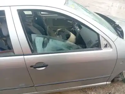 Автозапчасти б/у дверь передняя правая за skoda fabia i (6y2) 1.2 ссылки oem iam 6y0831056