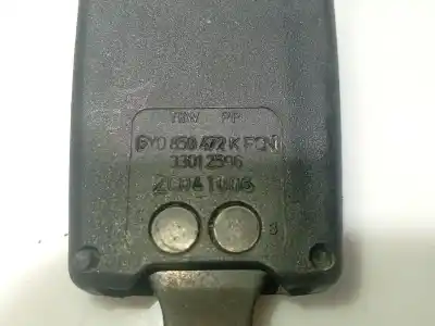 Автозапчастина б/у передній правий гачок для skoda fabia i (6y2) 1.2 посилання на oem iam 6y0858472kfcn  