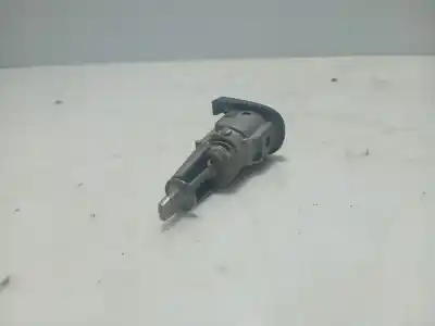 Автозапчастина б/у стартер для skoda fabia i (6y2) 1.2 посилання на oem iam 8e0998855d 6y0898167e 4b0905851c