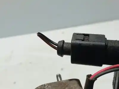 Pezzo di ricambio per auto di seconda mano compressore aria condizionata per skoda fabia i (6y2) 1.2 riferimenti oem iam 6q0820808a  6r0820803f