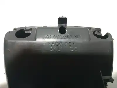 Pezzo di ricambio per auto di seconda mano pomello della leva del cambio per skoda fabia i (6y2) 1.2 riferimenti oem iam 6y0711113qjtz  