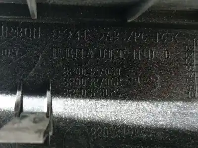 Автозапчастина б/у молдинг для renault modus * посилання на oem iam 820032070  