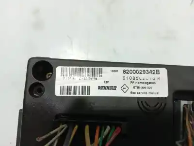 Pièce détachée automobile d'occasion boîtes à fusibles pour renault scénic i monospace (ja0/1_, fa0_) 1.9 dti (ja0n) références oem iam 8200029342b s10852610h 7703397981