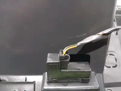 Автозапчастина б/у бардачок для ford focus c-max (dm2) 1.6 посилання на oem iam 3m51r06044ah  vp3m5xr06008